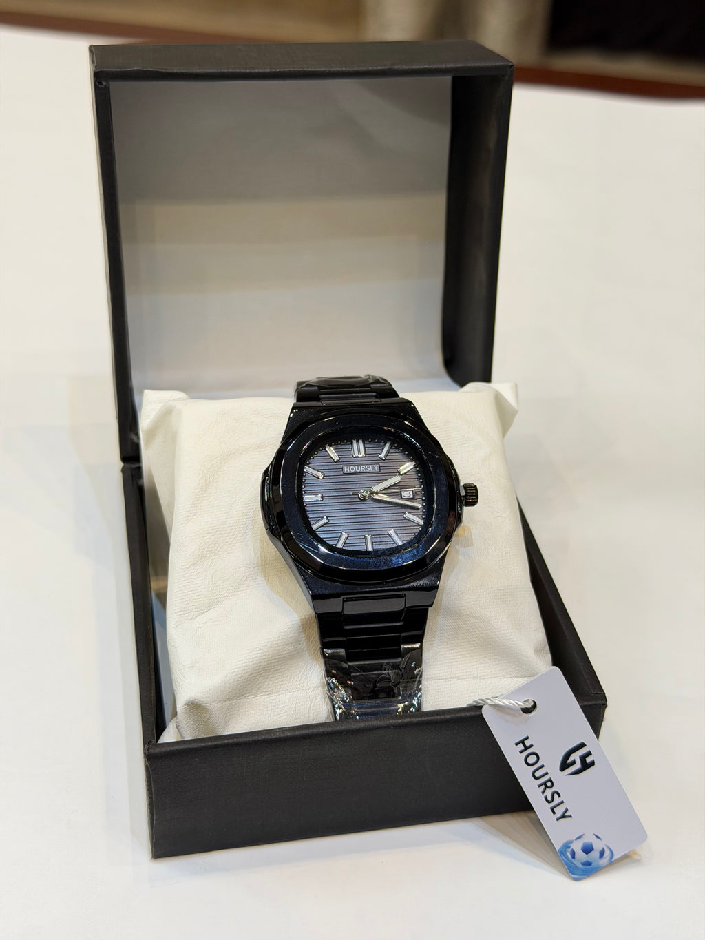 Hoursley Black Edition Square Dial
