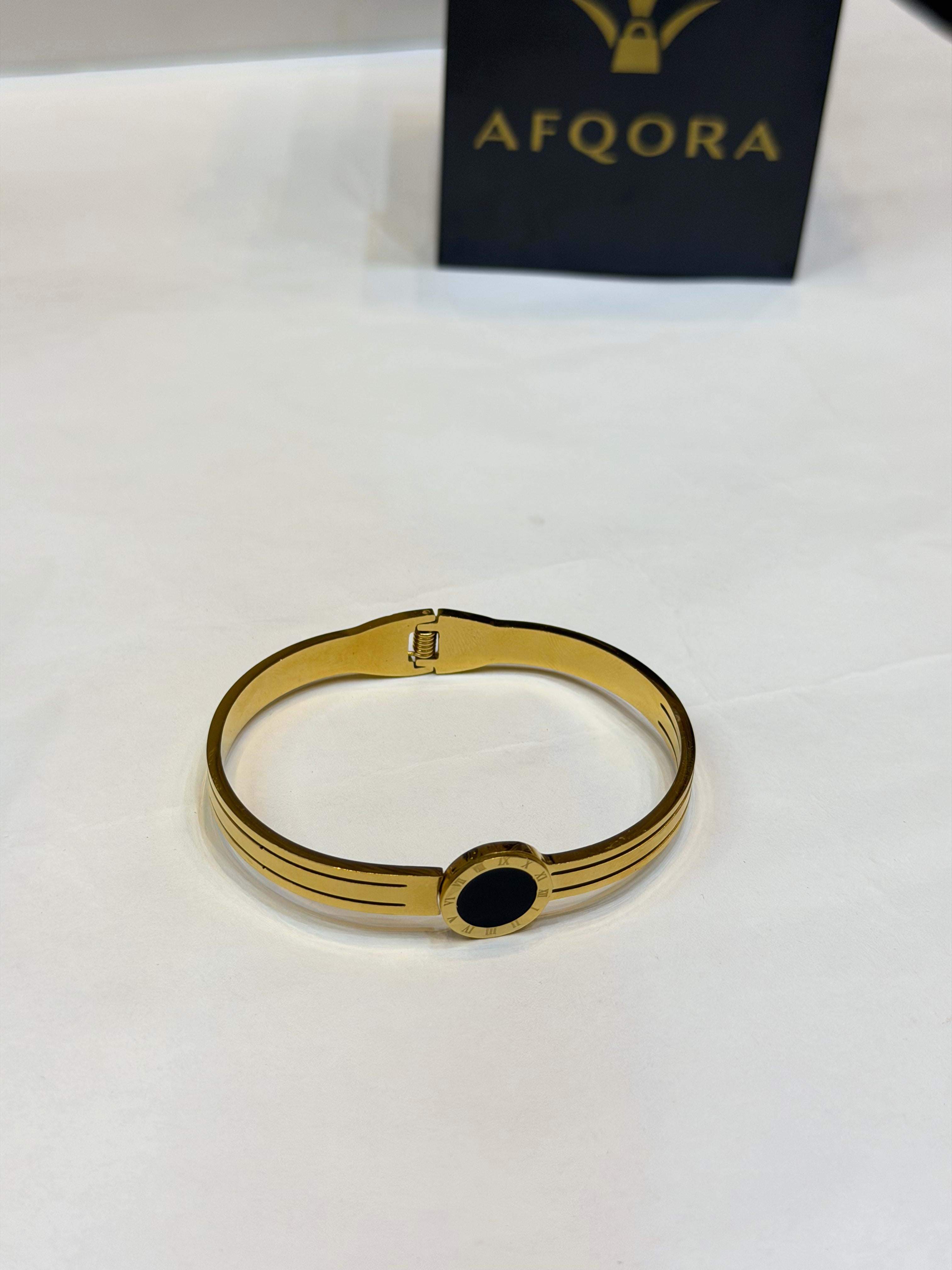 Roman Numeral & Black Disc