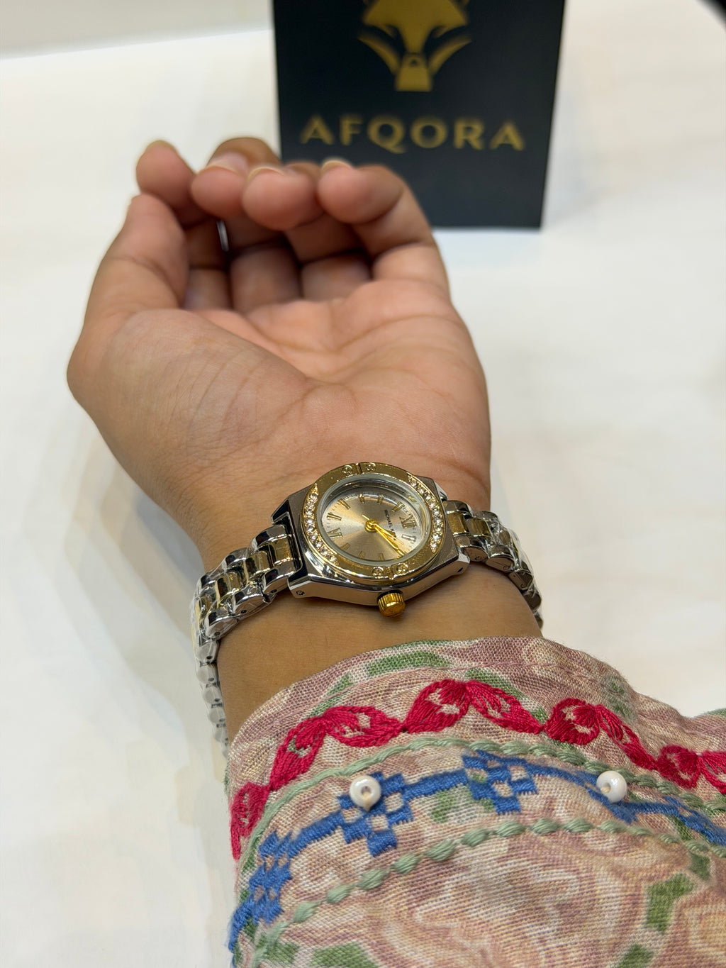 Petite Crystal Bezel Beige